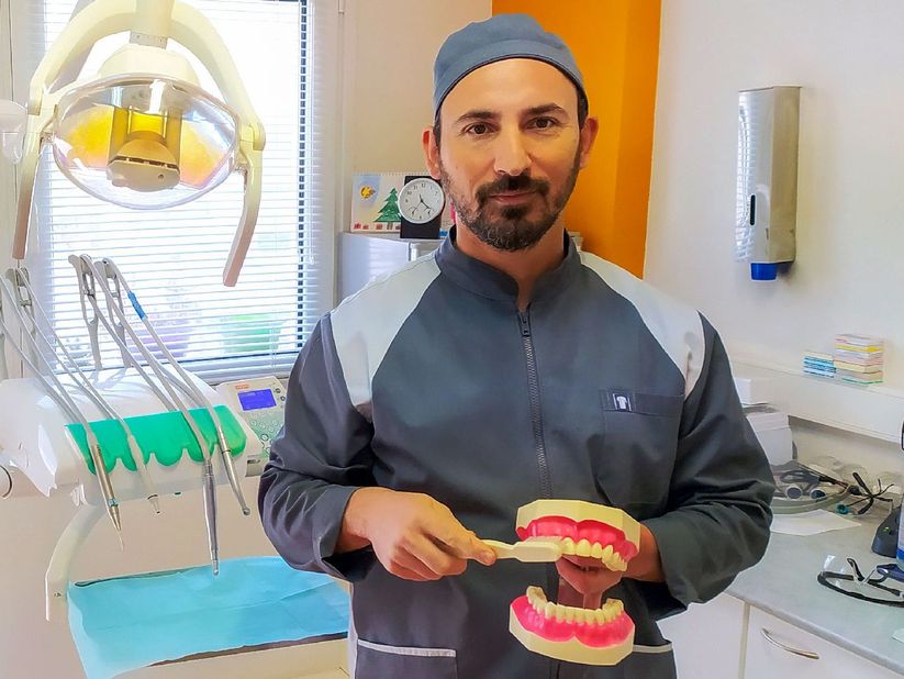 odontiatros armoutakis vasileios